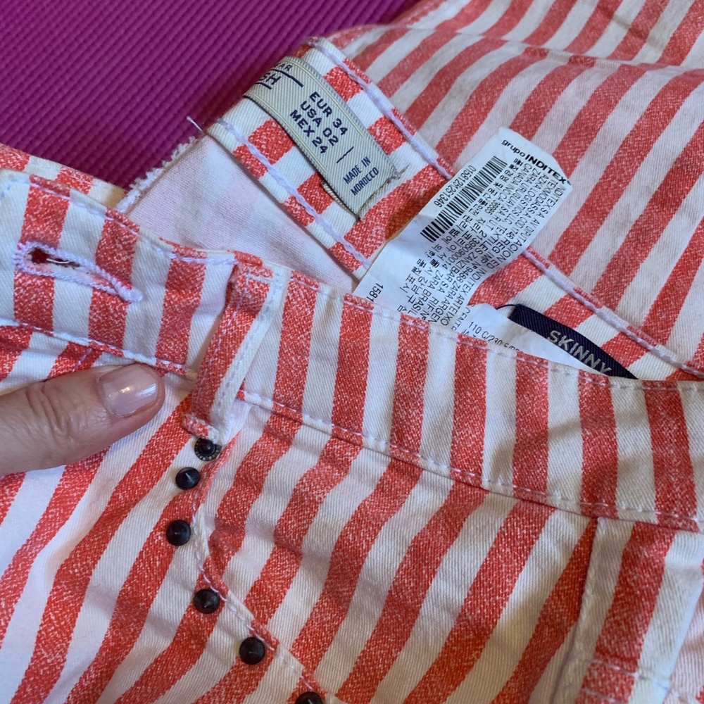 11 pairs of pants like new or new.  Several brands - Picture 6 of 15